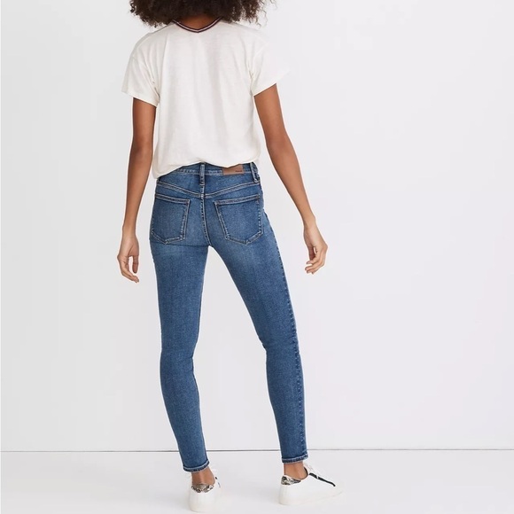 Madewell 9” mid rise skinny jeans payson button front - Picture 3 of 8
